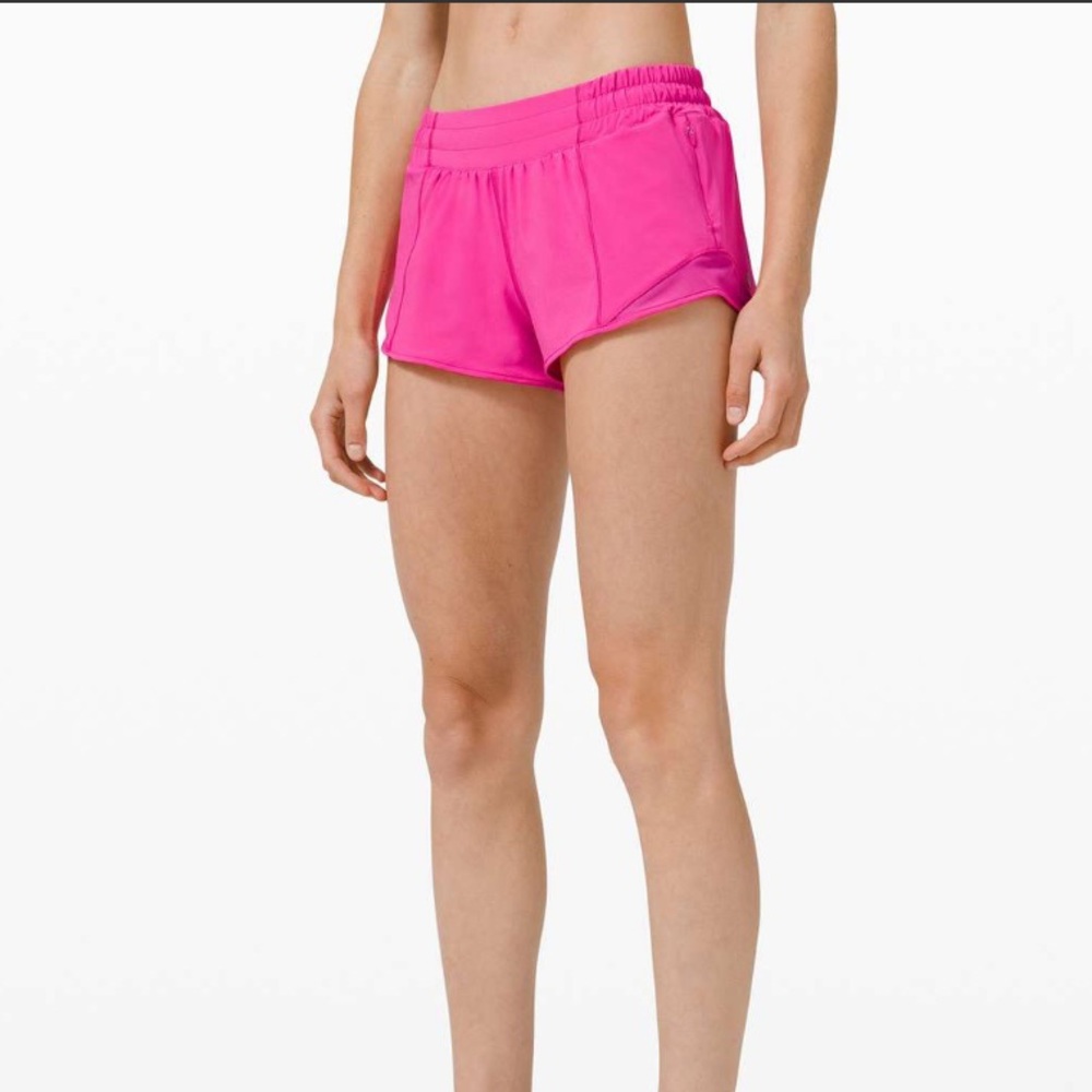 LULULEMON Sonic Pink Hotty Hot Shorts NWT